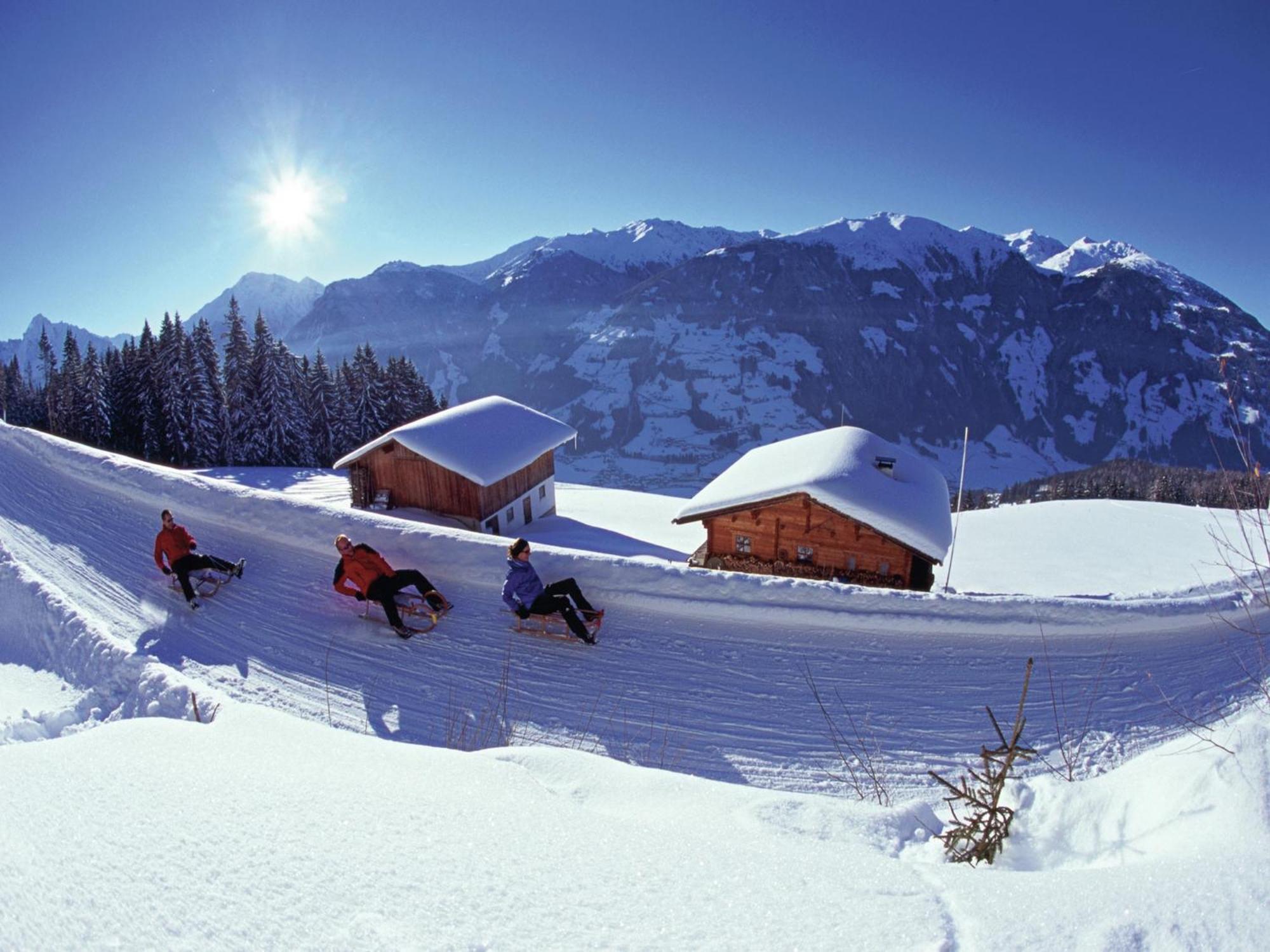 Cozy Apartment In Aschau Im Zillertal Near Ski Lift Екстер'єр фото